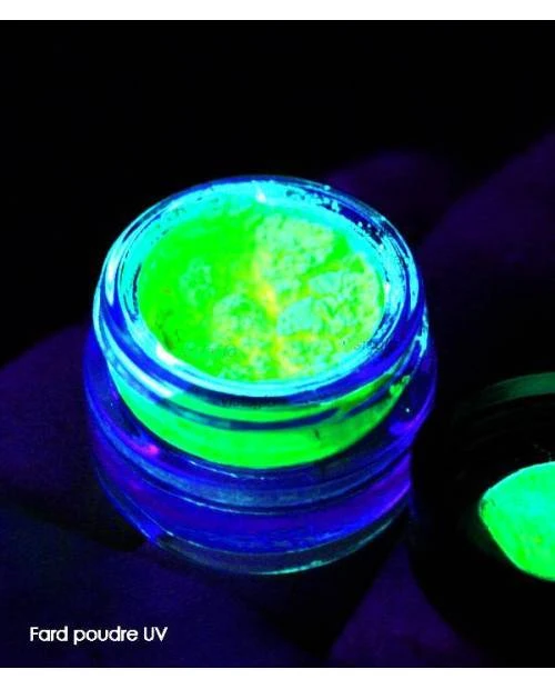 Maquillage Fluo : Fard à Paupière Fluorescent 8 Maquillage Fluo : Fard à Paupière Fluorescent – Image 8