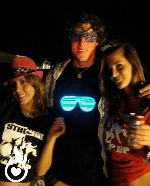 Tee-Shirt Lumineux Interactif Lunettes 1 Tee-Shirt Lumineux Interactif Lunettes